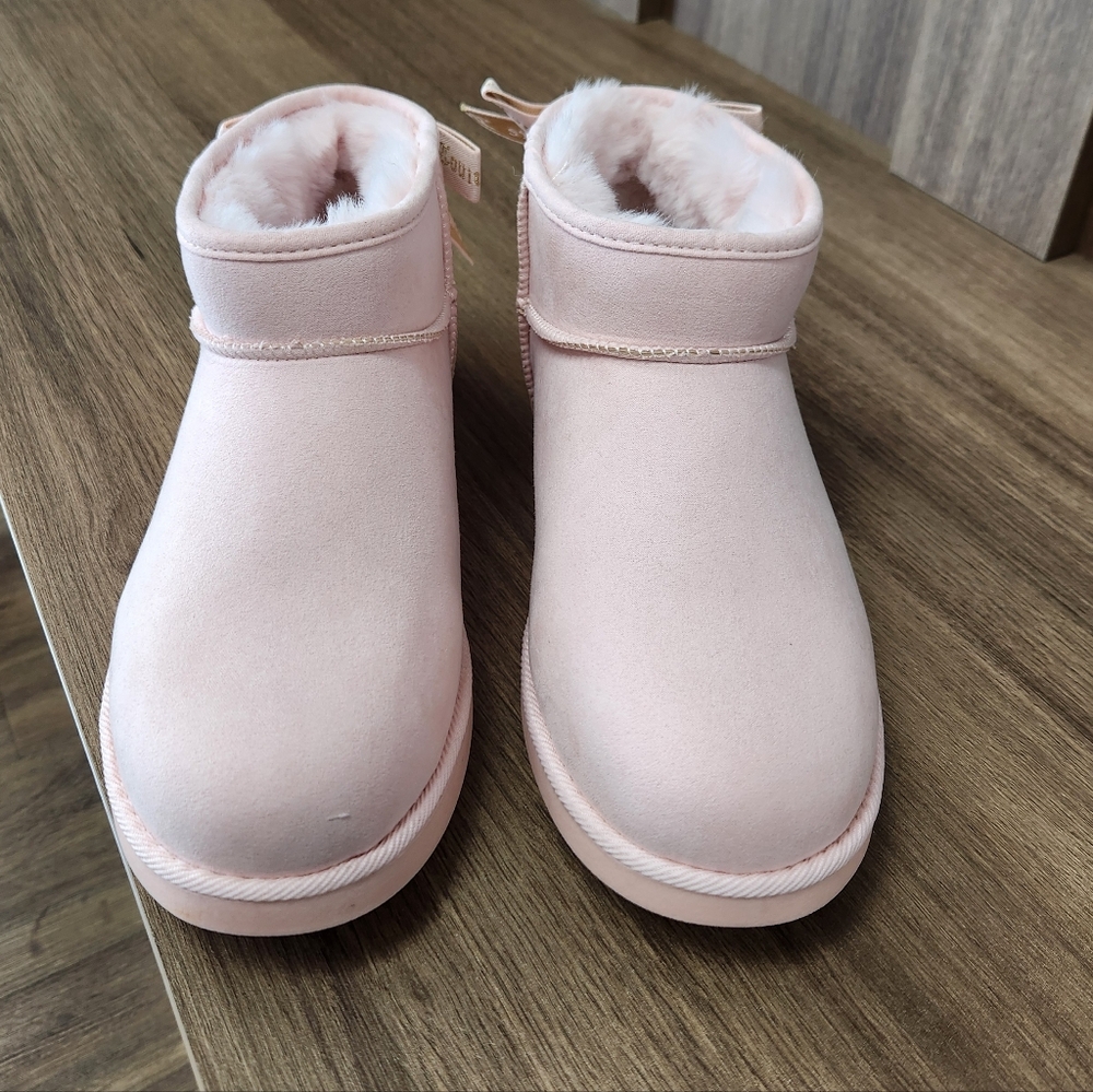 SZ 9 Juicy Couture Pink Mini Boots - Picture 3 of 5